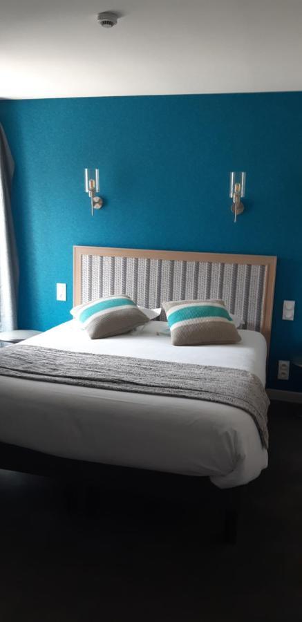 Logis Hotel Le Grand Cerf Ernée المظهر الخارجي الصورة