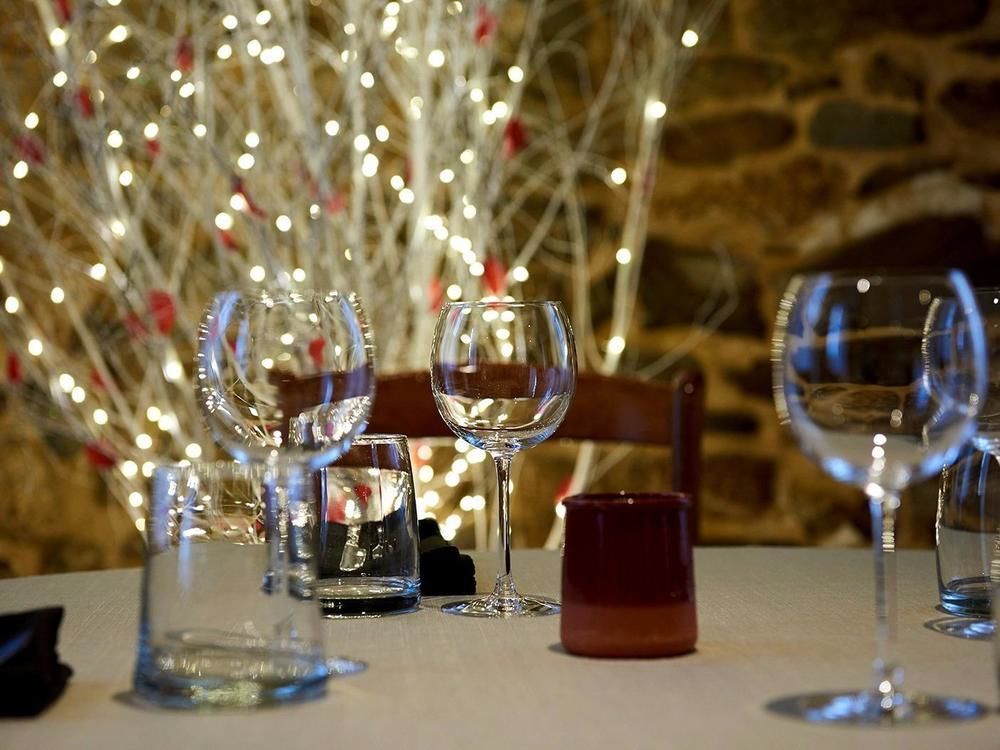 Logis Hotel Le Grand Cerf Ernée المظهر الخارجي الصورة